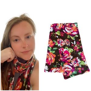 Vera Bradley English Rose Scarf